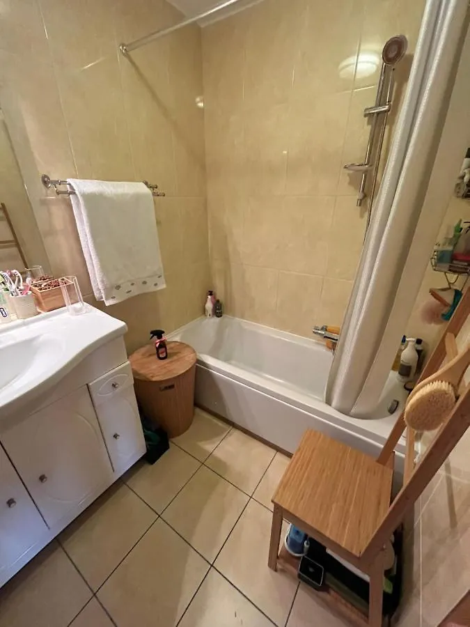 ホームステイ Chambre Privee Avec Terrasse Au Port De ニース
